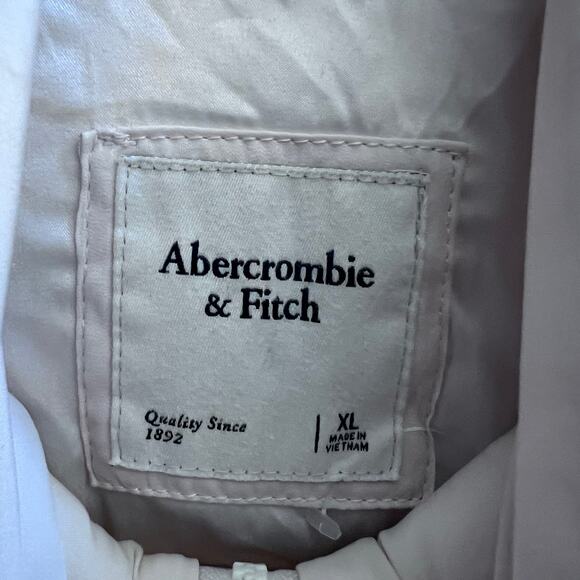 Abercrombie & Fitch Cream Puffer Jacket Soft Outdoor Women's Coat Size XL - Picture 4 of 8